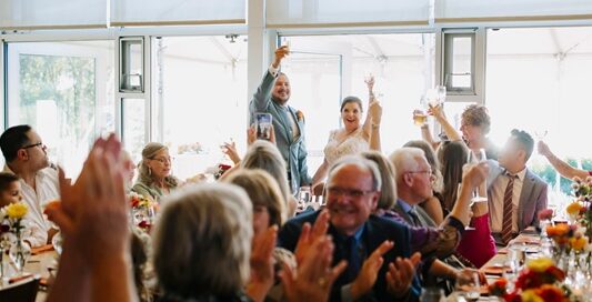 Wedding-dinner-toast